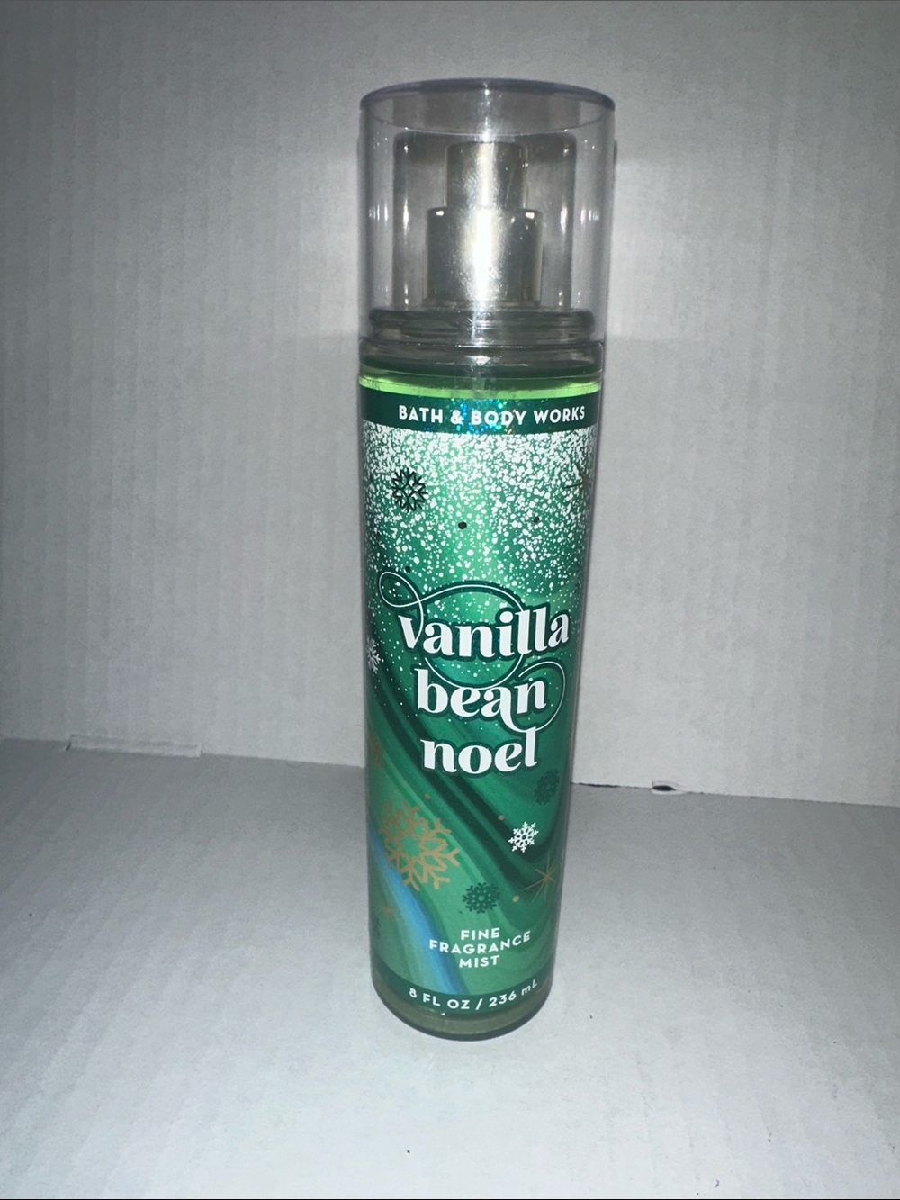 Bath & Body Works Vanilla Bean Noel Fine Fragrance Mist - Green